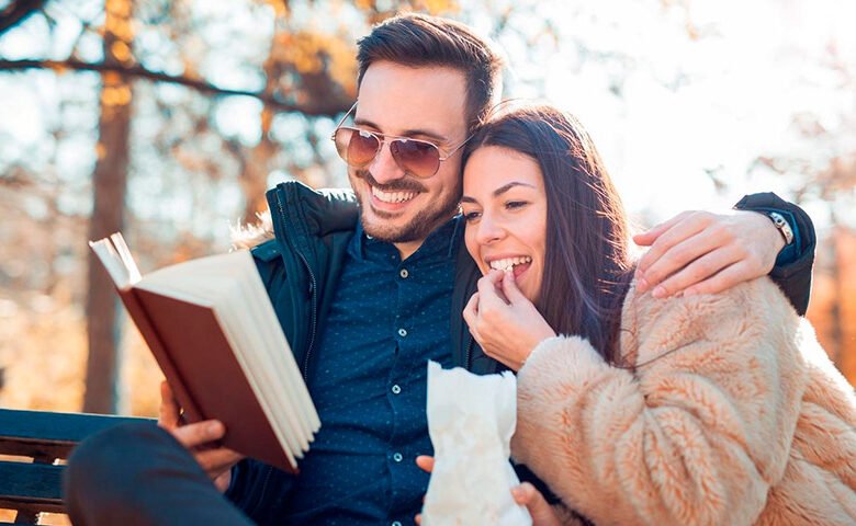 Los 25 mejores libros para leer en pareja y fortalecer el amor